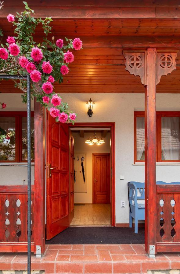 Rozsa Holiday home